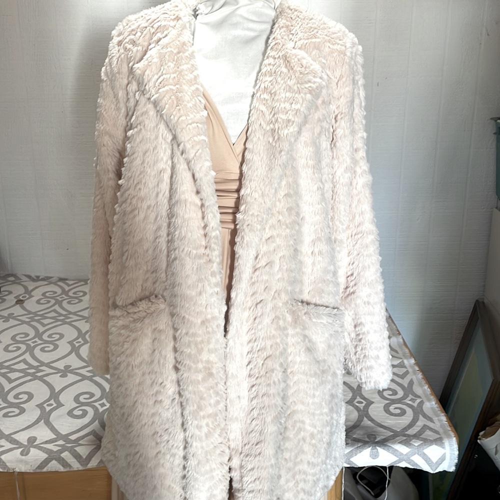 Faux Fur Jacket - Picture 2 of 5